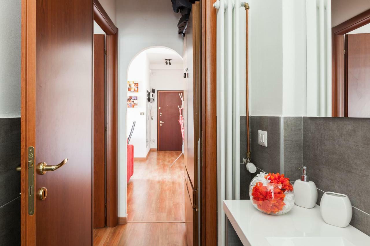 Milano Apartment Ana Екстериор снимка